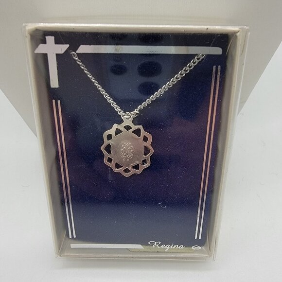 VINTAGE SILVER OUR LADY OF GRACE REGINA MIRACULOUS MEDAL NECKLACE PENDANT - Picture 1 of 7